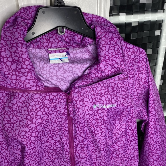 💕 Columbia pink purple rain jacket hooded windbreaker sz Medium nwot 💕 - Picture 2 of 14